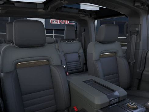 New 2025 GMC Hummer EV 3X w/ LPO, Illumination Package AWD/4WD image 24