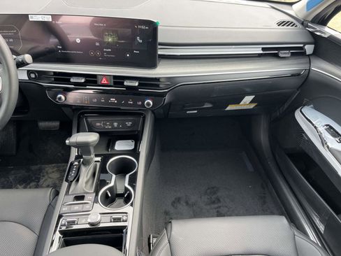 New 2026 Kia K5 EX image 13