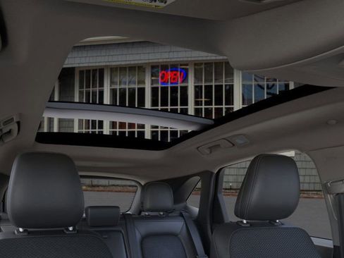 Used 2025 Ford Escape SE image 22