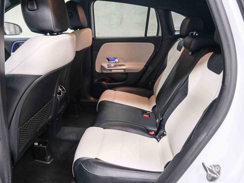 Certified 2023 Mercedes-Benz GLA 250 4MATIC image 23