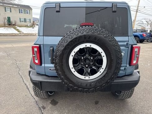 New 2025 Ford Bronco Badlands w/ Sasquatch Package AWD/4WD image 7