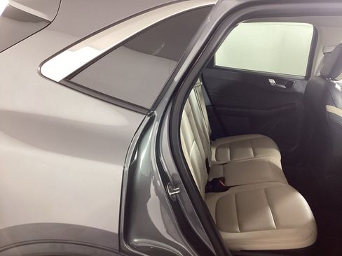 Used 2021 Ford Escape SEL image 10