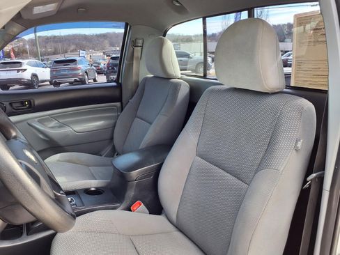 Used 2012 Toyota Tacoma 4x4 Regular Cab image 13