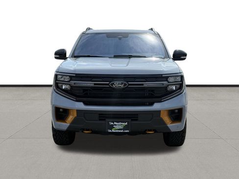 Used 2025 Ford Expedition Tremor AWD/4WD image 2