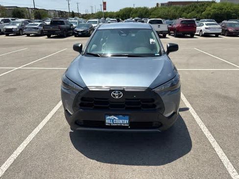 Used 2026 Toyota Corolla Cross L FWD image 8