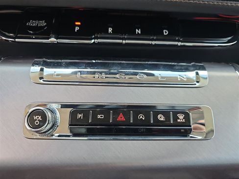 New 2025 Lincoln Aviator 2WD w/ Equipment Group 101A image 22