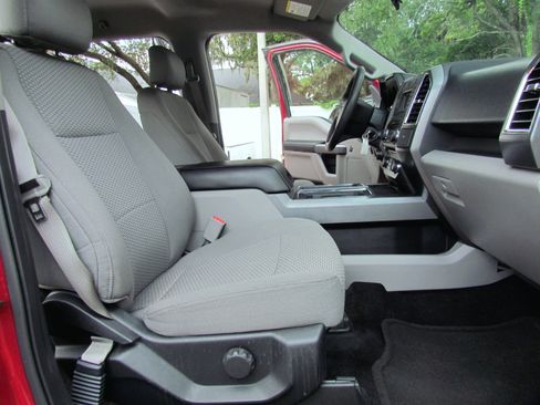 Used 2016 Ford F150 XLT w/ Trailer Tow Package image 21