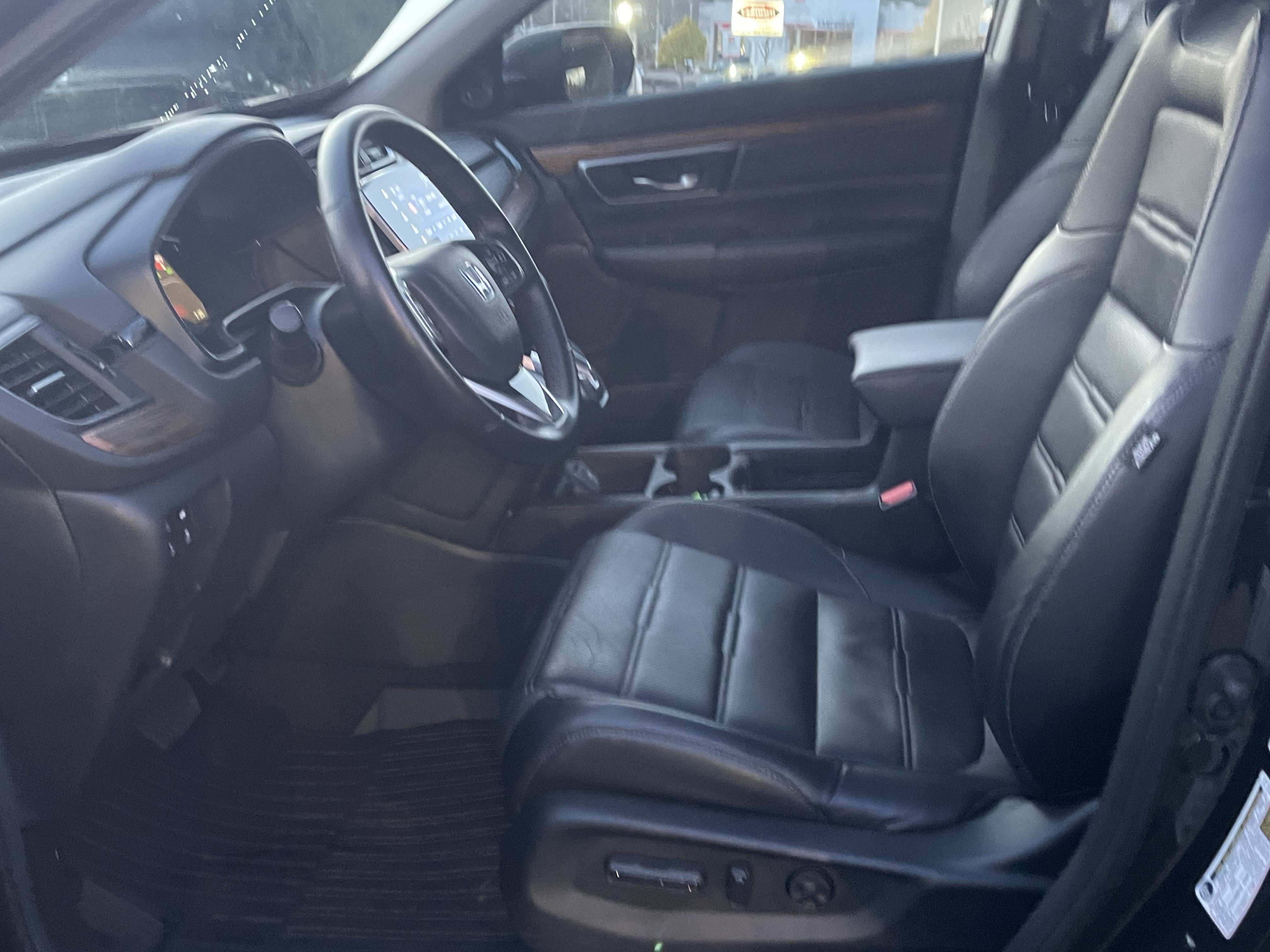 Used 2017 Honda CR-V Touring image 11