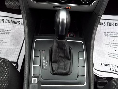 Used 2016 Volkswagen Passat 1.8T S image 22