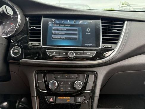 Used 2020 Buick Encore Preferred AWD/4WD image 4