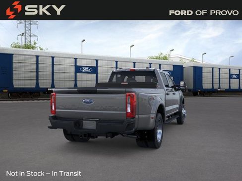New 2026 Ford F450 4x4 Crew Cab Super Duty image 9