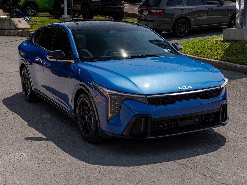 Used 2025 Kia K4 GT-Line Turbo FWD image 3