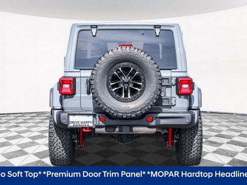 Used 2024 Jeep Wrangler Unlimited Rubicon image 17