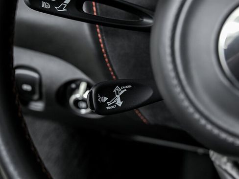 Used 2018 McLaren 720S RWD image 24