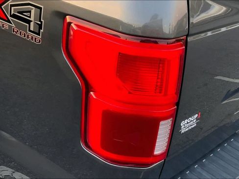 Used 2018 Ford F150 Lariat w/ Equipment Group 502A Luxury AWD/4WD image 27