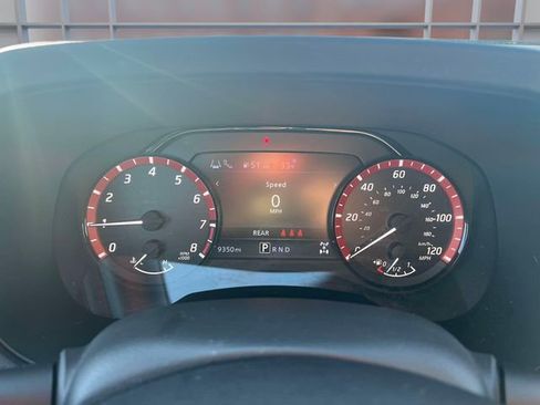 Used 2025 Nissan Frontier PRO-4X AWD/4WD image 24