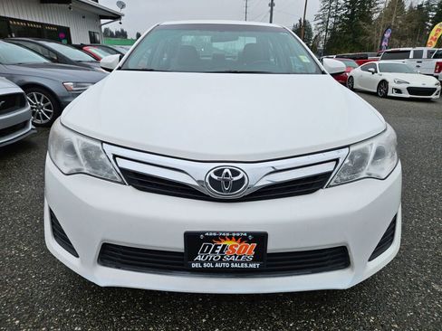 Used 2013 Toyota Camry LE image 8