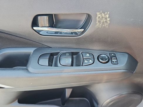Used 2023 Nissan Kicks SV FWD image 26