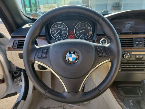 Used 2008 BMW 335i Convertible RWD image 17