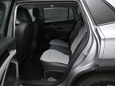 New 2026 Volkswagen Tiguan SE AWD/4WD image 10