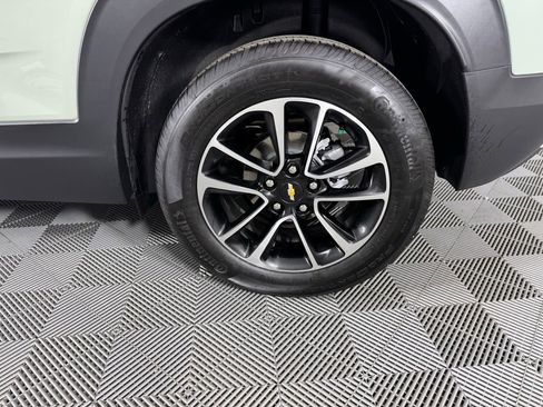 Used 2026 Chevrolet TrailBlazer LT w/ Driver Confidence Package image 32