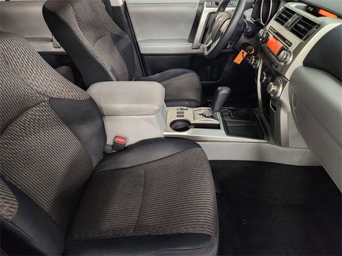 Used 2011 Toyota 4Runner SR5 image 3