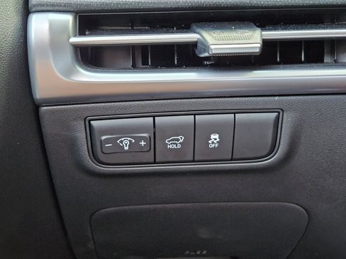 Used 2025 Hyundai Tucson SEL FWD image 24