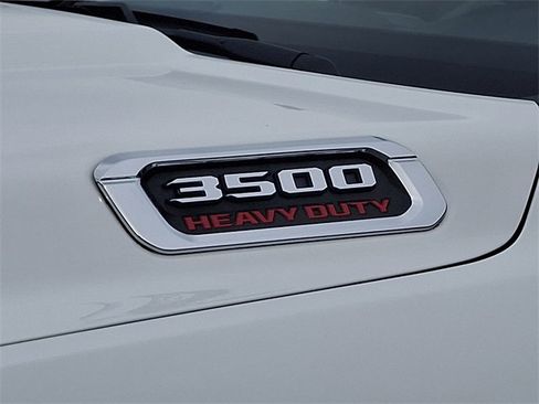 Used 2023 RAM 3500 Tradesman w/ Chrome Appearance Group image 31