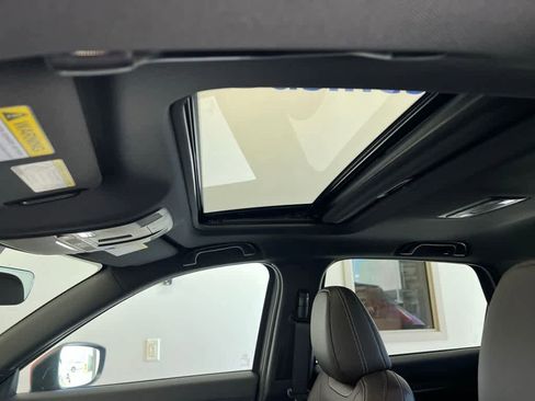 Used 2025 MAZDA CX-5 Signature image 16