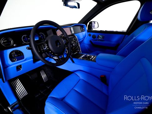New 2026 Rolls-Royce Cullinan image 4