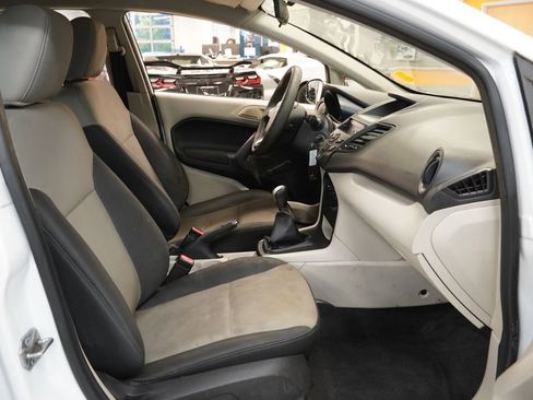 Used 2012 Ford Fiesta S FWD image 29