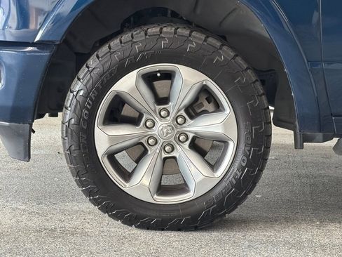 Used 2022 RAM 1500 Limited w/ Body Color Bumper Group AWD/4WD image 24