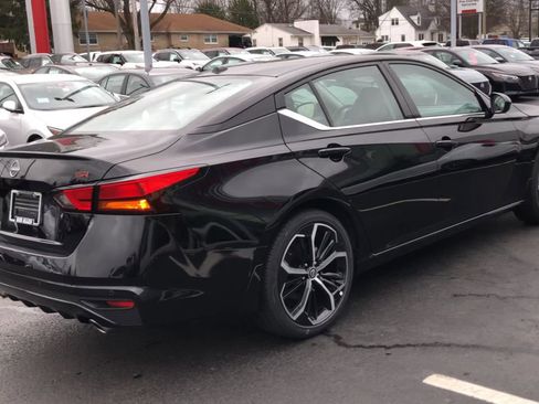 New 2025 Nissan Altima 2.5 SR w/ SR Premium Package image 8