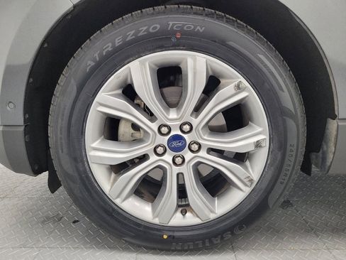 Used 2019 Ford Edge Titanium w/ Equipment Group 301A FWD image 31