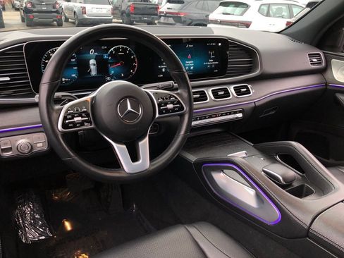 Used 2022 Mercedes-Benz GLE 350 4MATIC w/ Premium Package image 10