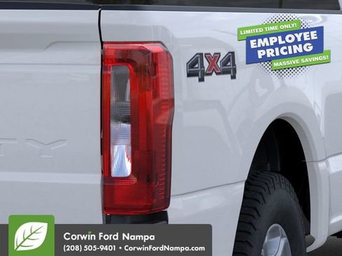 New 2026 Ford F350 XLT AWD/4WD image 21