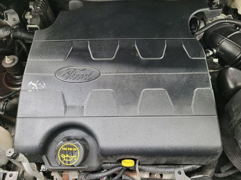 Used 2017 Ford Edge SEL w/ Equipment Group 201A AWD/4WD image 30