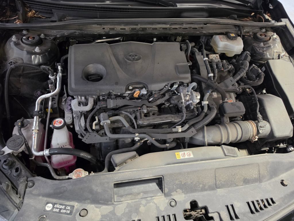 Used 2022 Toyota Camry LE FWD image 9