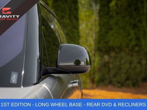 Used 2023 Land Rover Range Rover Long Wheelbase First Edition image 21