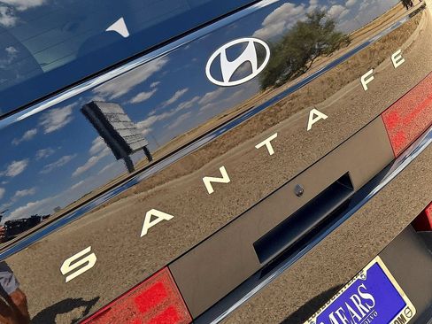 Used 2026 Hyundai Santa Fe SEL FWD image 11
