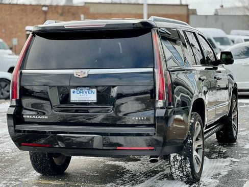 Used 2015 Cadillac Escalade Premium image 37