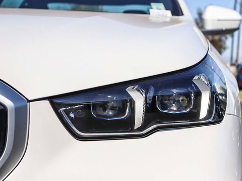 Used 2025 BMW 530i 530i w/ Premium Package image 7