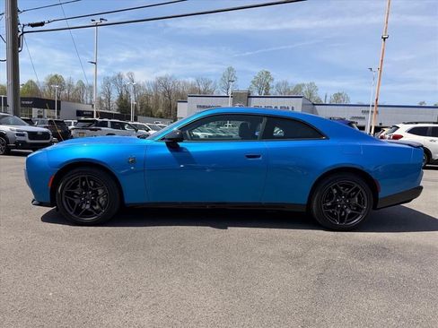 Used 2026 Dodge Charger Scat Pack w/ Blacktop Package AWD/4WD image 5