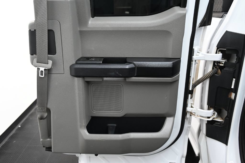 Used 2018 Ford F150 XL w/ Equipment Group 101A Mid AWD/4WD image 35