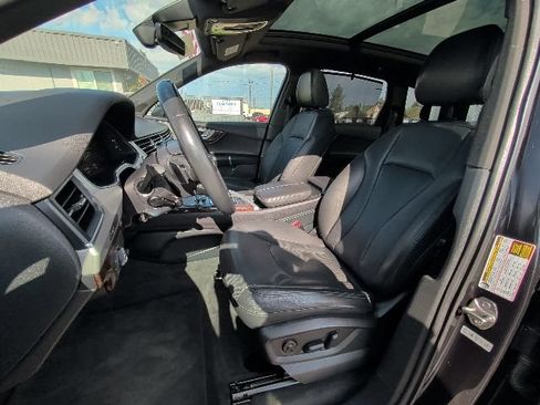Used 2019 Audi Q7 2.0T Premium Plus w/ Premium Plus Package AWD/4WD image 17