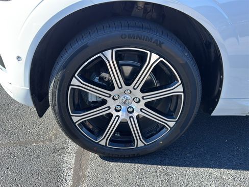 Used 2021 Volvo XC60 T5 Inscription w/ Advanced Package image 9