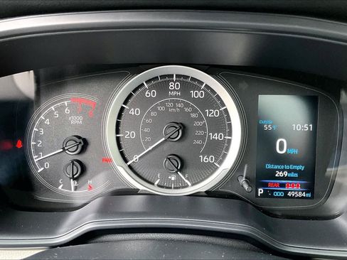 Used 2021 Toyota Corolla LE image 25