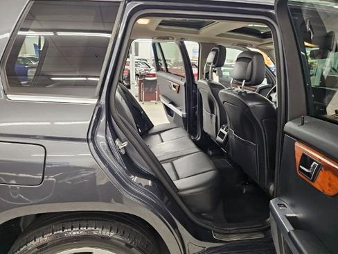 Used 2010 Mercedes-Benz GLK 350 4MATIC 4dr GLK 350 image 30