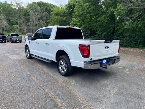 Used 2024 Ford F150 XLT w/ Mobile Office Package RWD image 3