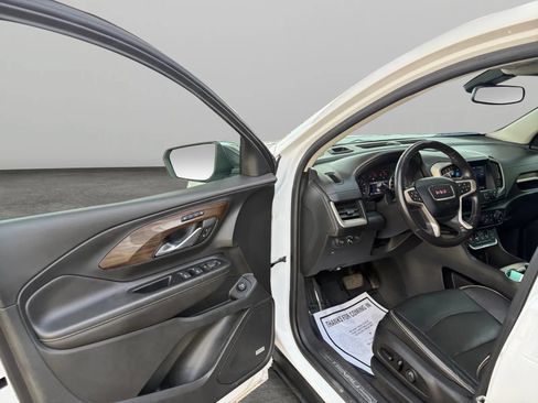 Used 2019 GMC Terrain Denali w/ Advanced Safety Package AWD/4WD image 11
